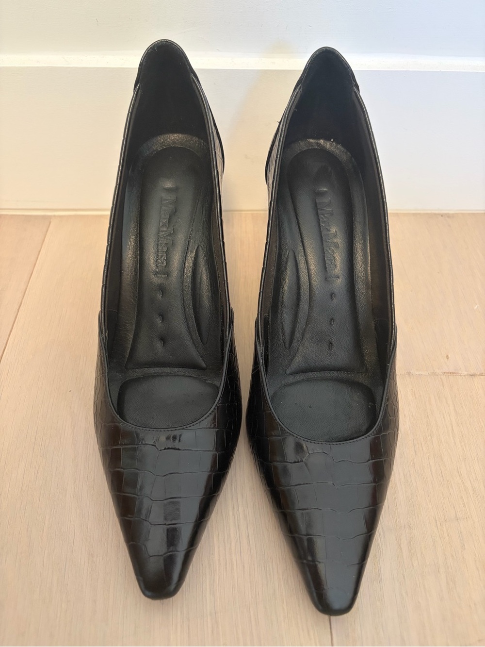 MaxMara Black Croc-Embossed Pointed Toe Pumps